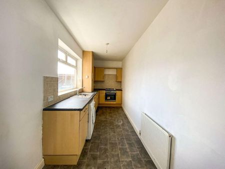 2 bed lower flat to rent in NE22 - Photo 4