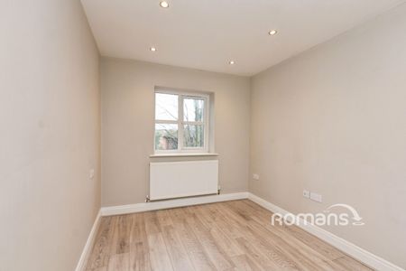 3 bedroom terraced to rent - Photo 5