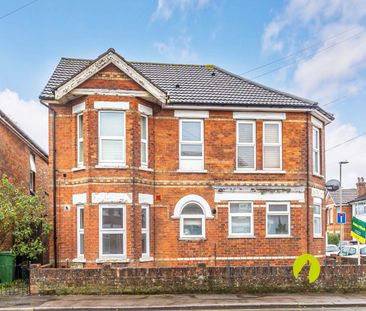 1 bed apartment to rent in Sea View Road, Parkstone, BH12 - Photo 5