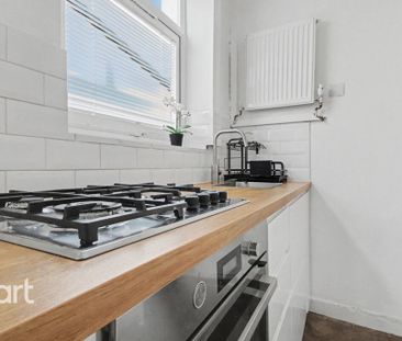 3 bedroom semi-detached house to rent - Photo 3