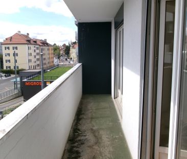 Charmant appartement de 4.5 pièces à La Chaux-de-Fonds - Photo 1