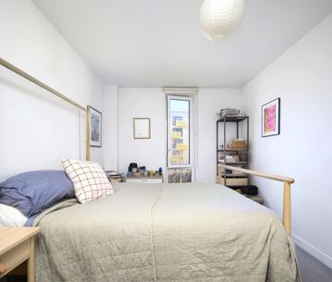 2 bedroom flat - Photo 5