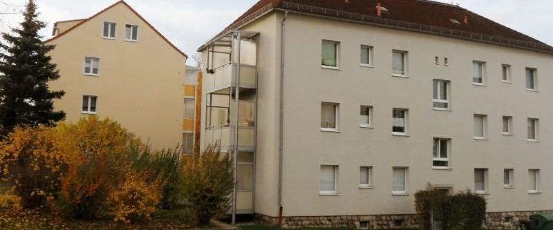 Gemütliche 2-Raum-Wohnung in ruhiger, grüner Lage! Neuer Bodenbelag! Küche und Bad mit Fenster! - Foto 1