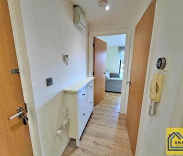 Apt 60 Titanic Walk, 3 Ballymacarrett Road, Belfast, BT4 1BT - Photo 3