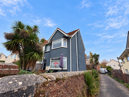 4 bedroom semi-detached house to rent - Photo 5