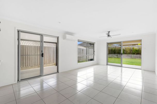 Generously Sized 4-Bedroom Family Home in a Sought-After Ormeau Location! - Photo 1