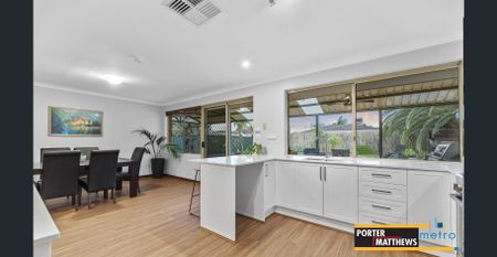 STUNNING FAMILY HOME! - Photo 3