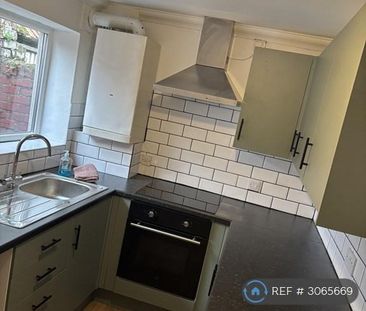 2 bedroom terraced house to rent - Photo 3