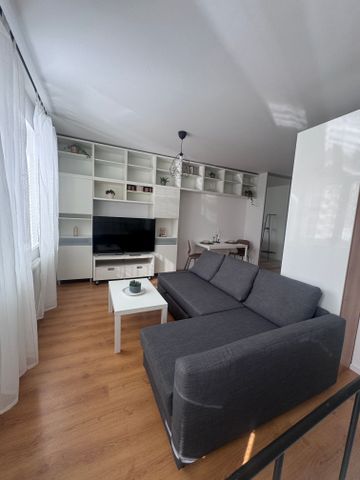 Pekný priestranný 1-izbový byt s veľkou kúpeľňou na prenájom – Šustekova, Petržalka - príjemná lokalita s výbornou dostupnosťou - Photo 4
