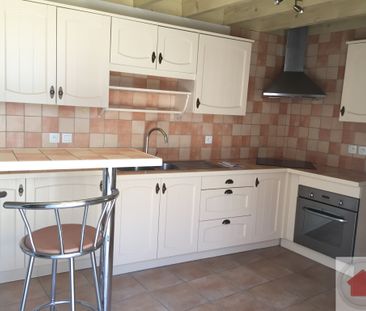 Location Maison 3 pièces 93m² ST LOUBES 33450 - Photo 2