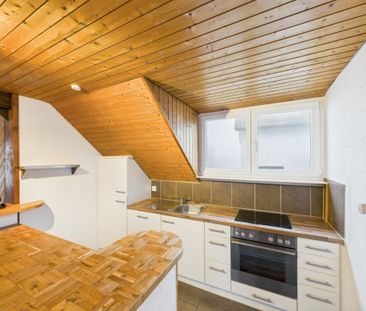 Hel­le Dach­woh­nung mit Blick auf die Ber­ge - Photo 4