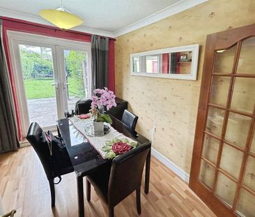 3 bedroom terraced house to rent - Photo 3