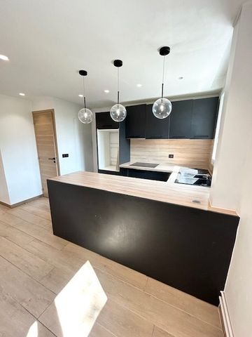 Location Appartement 5 pièces 75m² ST MAURICE 94410 - Photo 3
