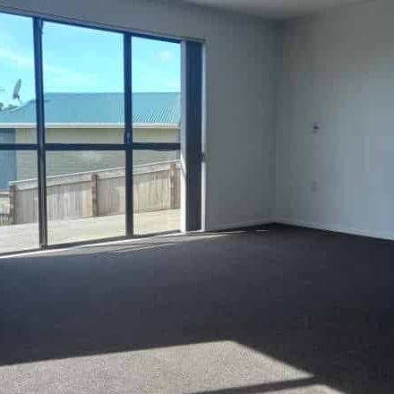 THREE BEDROOM HOUSE - Photo 1