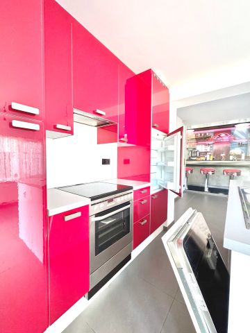 HALFOPEN WONING MET 3 KAMERS EN TERRAS - Foto 2