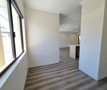 Low-Maintenance Family Home - Photo 4