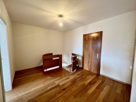 Beautiful 3.5-room duplex apartment on the 2nd floor in Lausanne - Photo 3