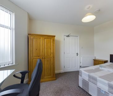 4 bedroom house to rent - Photo 4