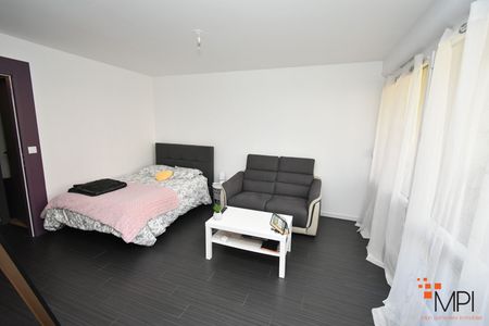 Location Appartement 1 pièce 39m² - Photo 2