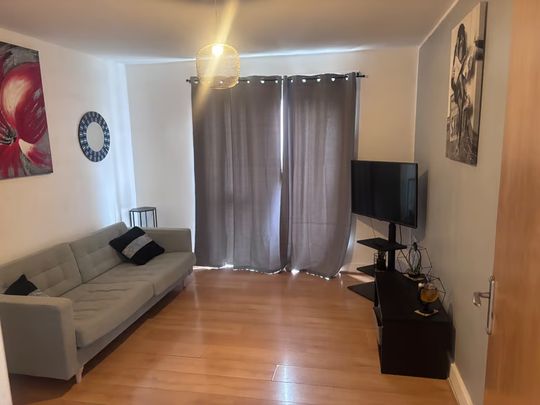 Emerald Road, NW10, London - Photo 1