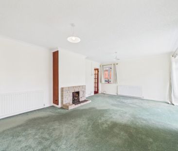 Lawson Glade, Charlton Kings, Cheltenham, Gloucestershire, GL53 - Photo 3