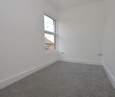 2 Bedroom FIrst Floor Flat - Photo 1