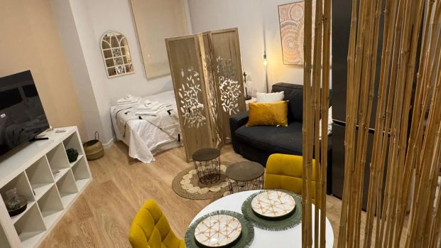 Studio for rent in Trafalgar - Photo 1
