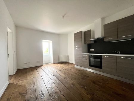 Appartement Villebois Lavalette 3 pièce(s) 66.40 m2 - Photo 2