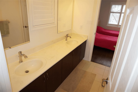 For Lease - 230 Jessie Caverhill Pass, Oakville, Ontario - Photo 2