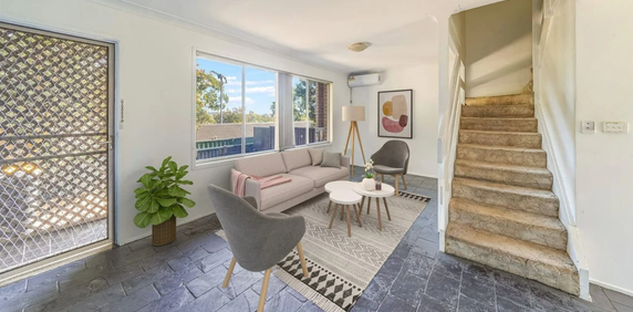 Tranquil & Convenient Living in the Heart of Campbelltown - Photo 2