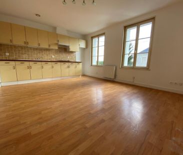 Location Appartement 2 pièces 42m² MONTRICHARD VAL DE CHER 41400 - Photo 2