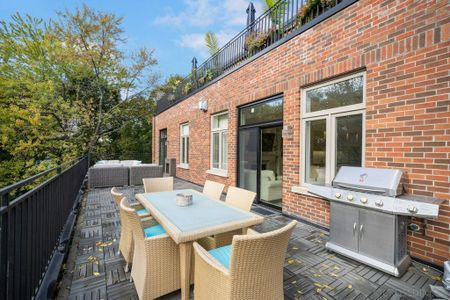 For Lease - 65 Sheldrake Boulevard Unit# 208, Toronto, Ontario - Photo 2