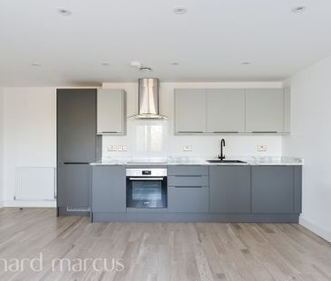 Windmill Lane, Hanwell - Photo 6