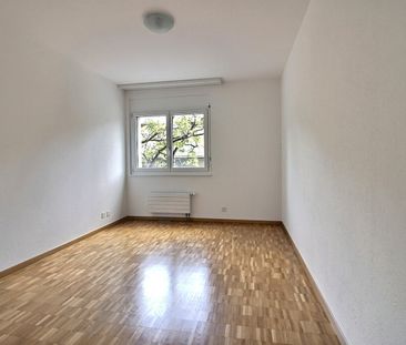 Bel appartement rénové de 4,5 pièces idéalement situé - Photo 5