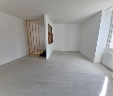Location Appartement 2 pièces 55m² LUSIGNAN 86600 - Photo 6