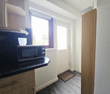 1 bedroom ground floor flat to rent - Photo 5