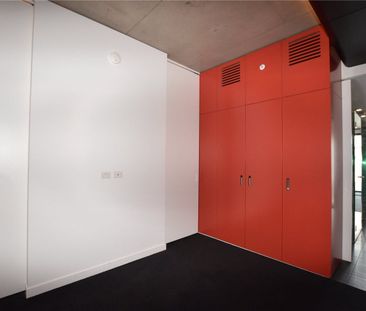 Sunday Apartments: Modern and Spacious One Bedroom Apartment! - Photo 6