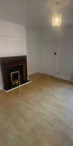 2 bed flat to rent in Simonside Terrace, Heaton, Newcastle , NE6 - Photo 3