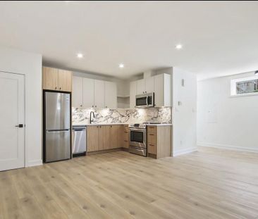 For Lease - 241 BREEZEHILL Avenue Unit# A2, Dows Lake - Civic Hospi... - Photo 6