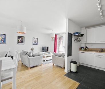 2 Bed Flat, Goodchild Road, N4 - Photo 6