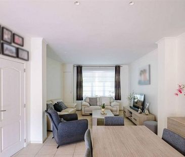 --- NIEUW --- Gezinswoning met garage en tuin in Merelbeke-Flora! - Photo 2