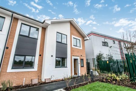 3 bedroom terraced house to rent - Photo 2