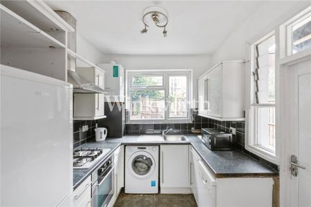 2 bedroom terraced house to rent - Photo 4