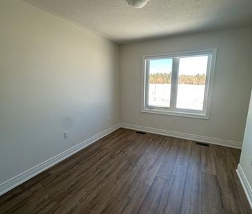 For Lease - 2900 Whites Road, Pickering, Ontario - Photo 5