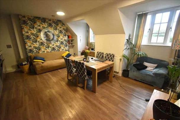 Martin Drive, Stone, DA2 - Photo 1