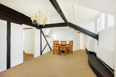 3 bedroom flat to rent - Photo 2