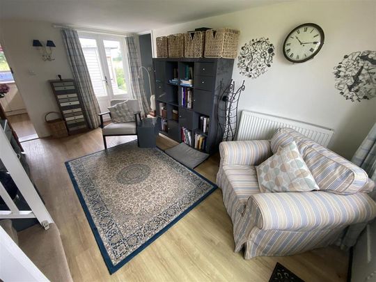 3 bedroom detached house to rent - Photo 1