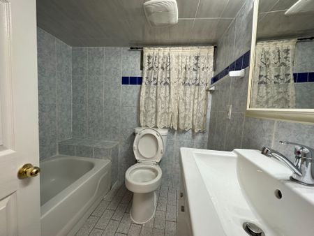 For Lease - 151 Dynevor Road Unit# Lower, Toronto, Ontario - Photo 2