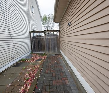 For Lease - B-27 Rockcress Gardens, South of Baseline to Knoxdale, ... - Photo 5