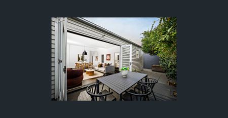 Stunning Central Home! - Photo 4